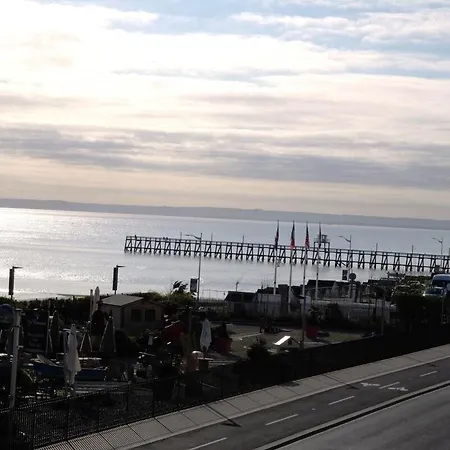 Escape With Sea View Ideal Location