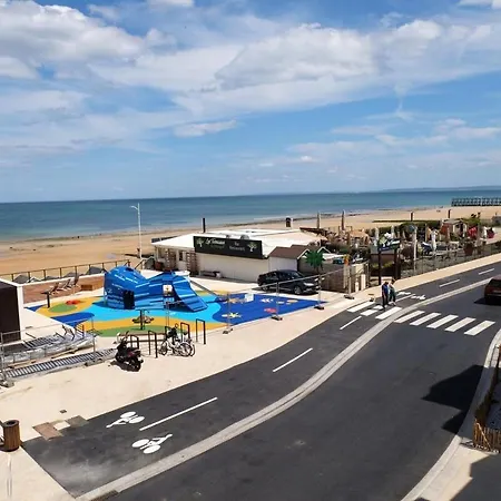 Escape With Sea View Ideal Location Appartamento