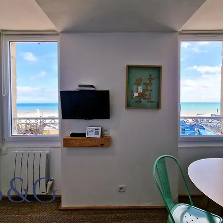 Escape With Sea View Ideal Location * Luc-sur-Mer